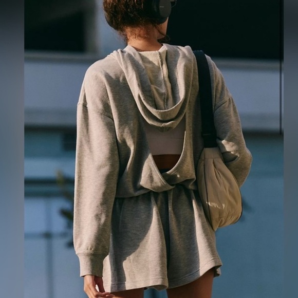 BNWOT Free People Movement Such a Flirt Hooded Romper - Picture 4 of 8